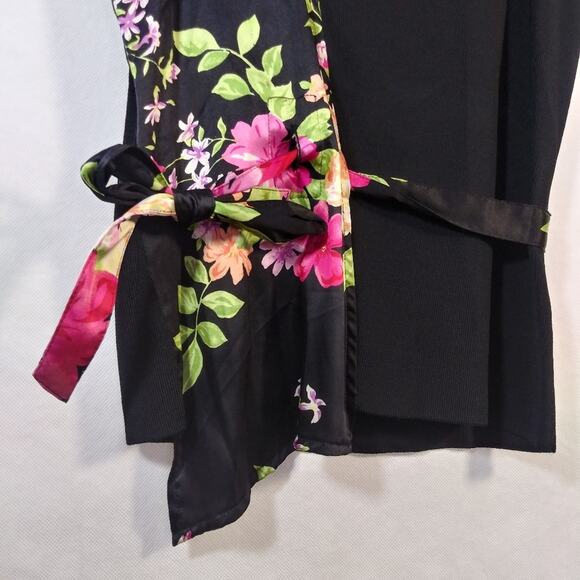 Yuka Black Floral Asymmetrical Waist Tie Sleeveless Top Tall Size T2 - Picture 3 of 8